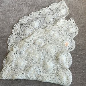 Vintage handmade Glentex shawl from the 1960’s